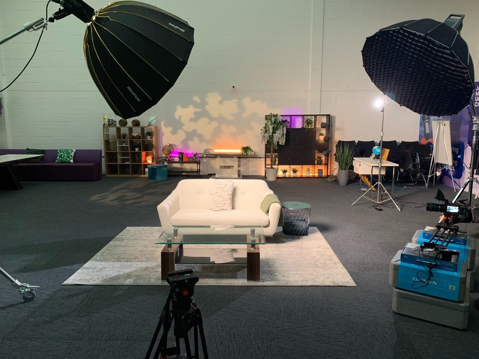 Events, the whole warehouse